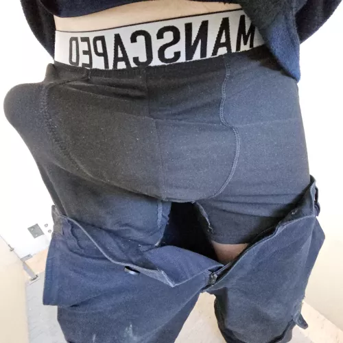 What would you do if you saw this? 😅 by souless-throwaway