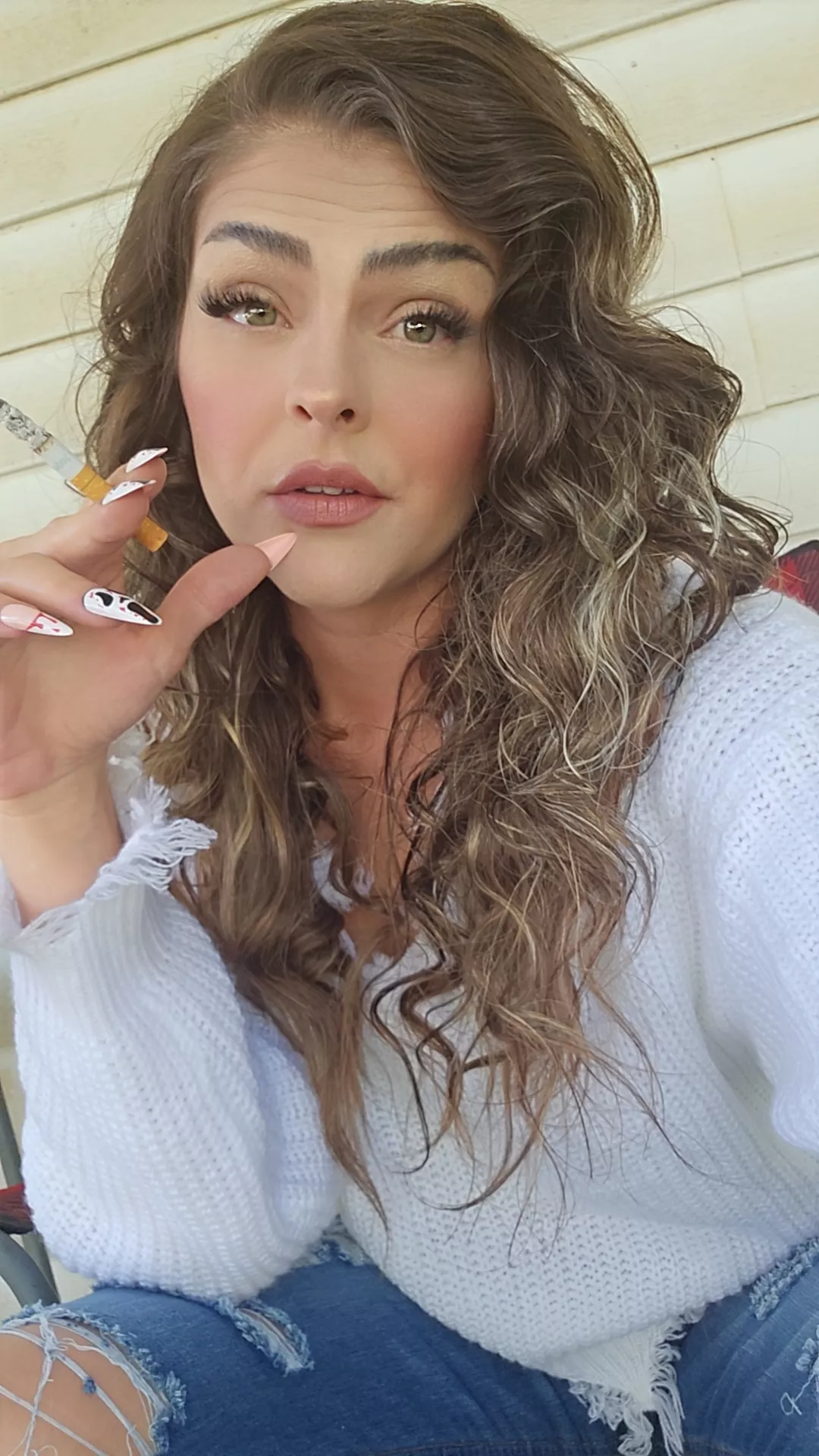 You can forever wish to smoke by me🥵💨🚬 posted by FiestyFireball