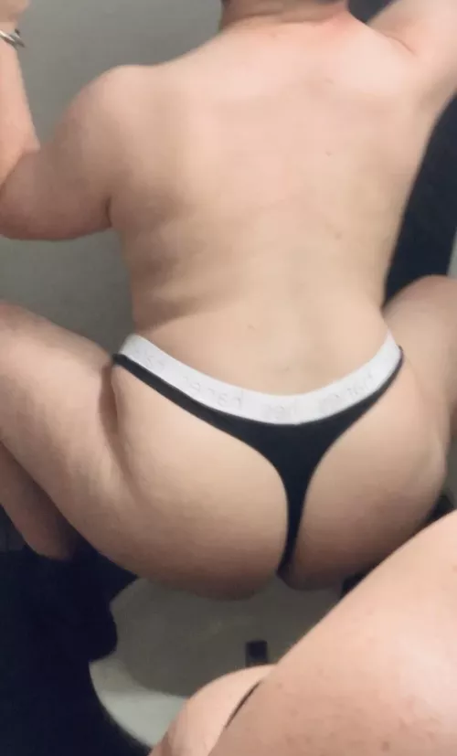 Happy Friday 😘 by ropetrickranger