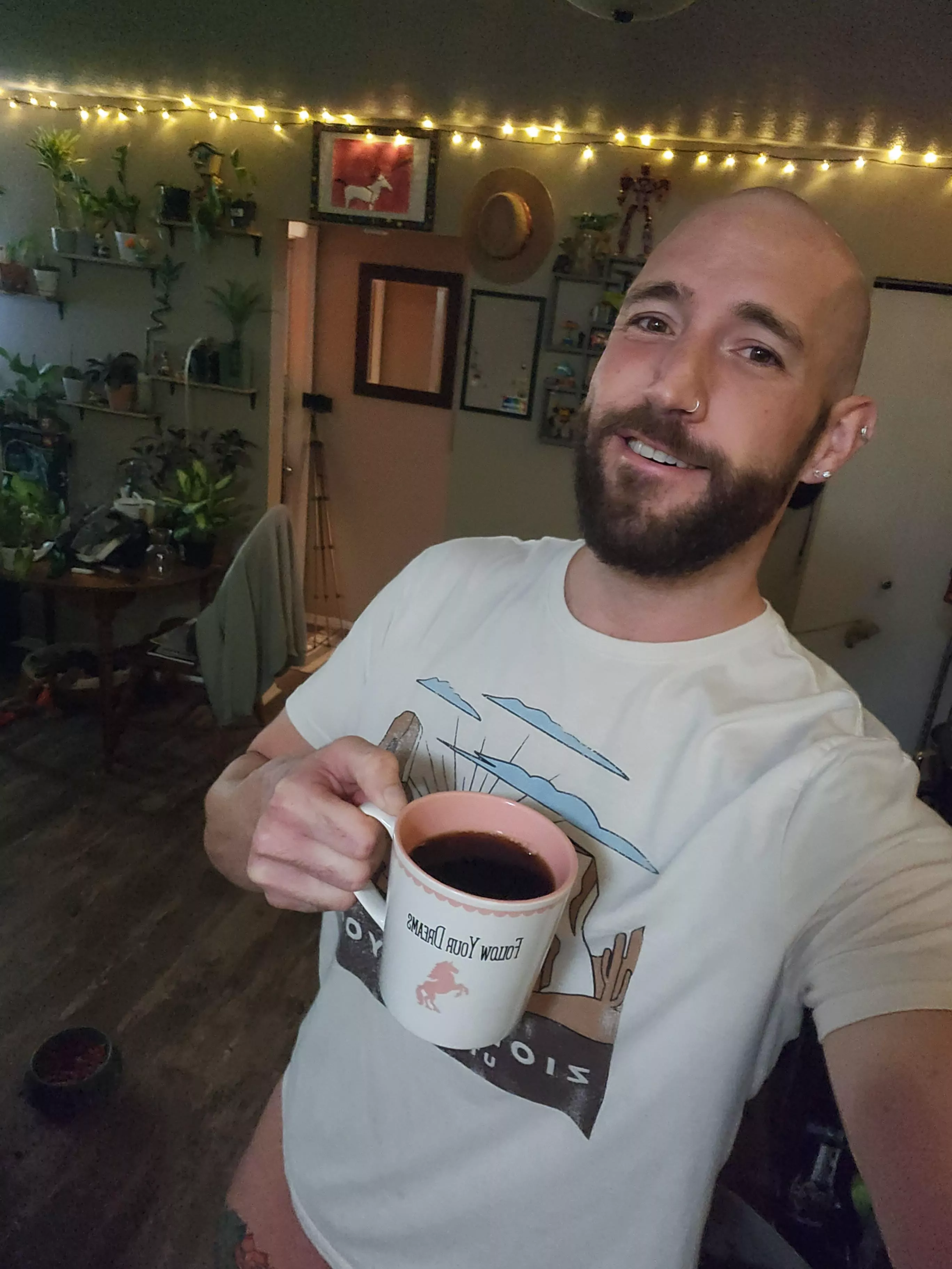 Happy Friday beautiful! So proud of you for getting through another week! posted by Ok-Property-2949