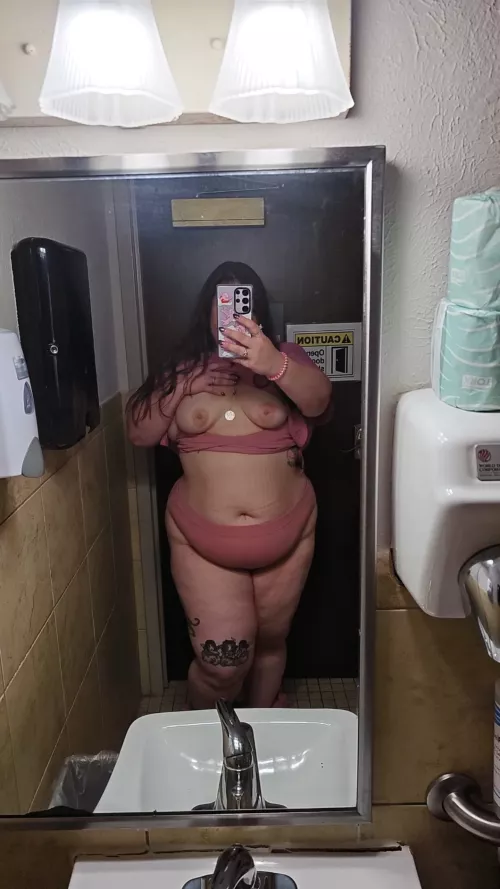 Hope you're having a good day 💗 by kenzietheprincess