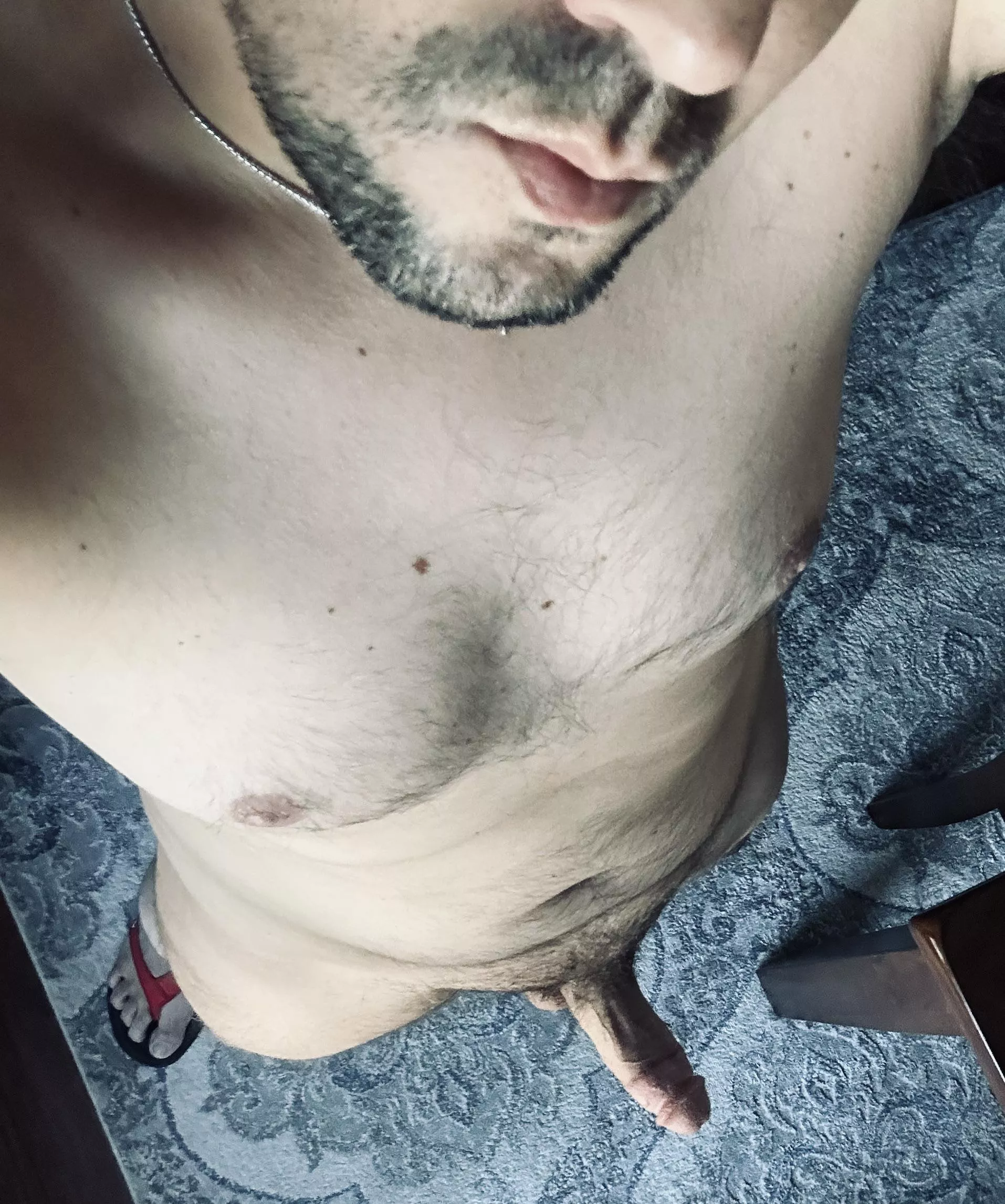 House to myself tonight. Come over and take a load.. or two? posted by Maximum_Pop69