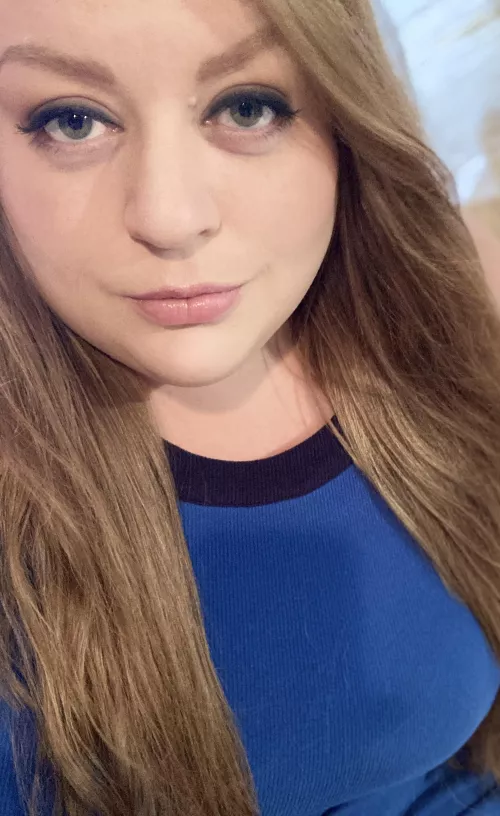 Just introducing myself :) by BeAGoodPetForMK