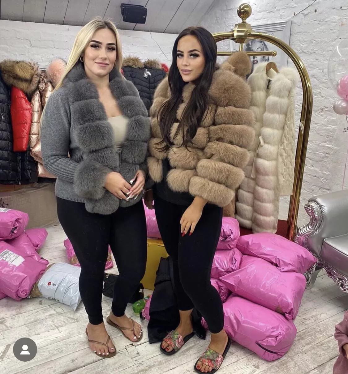 Left or right? posted by OFB32