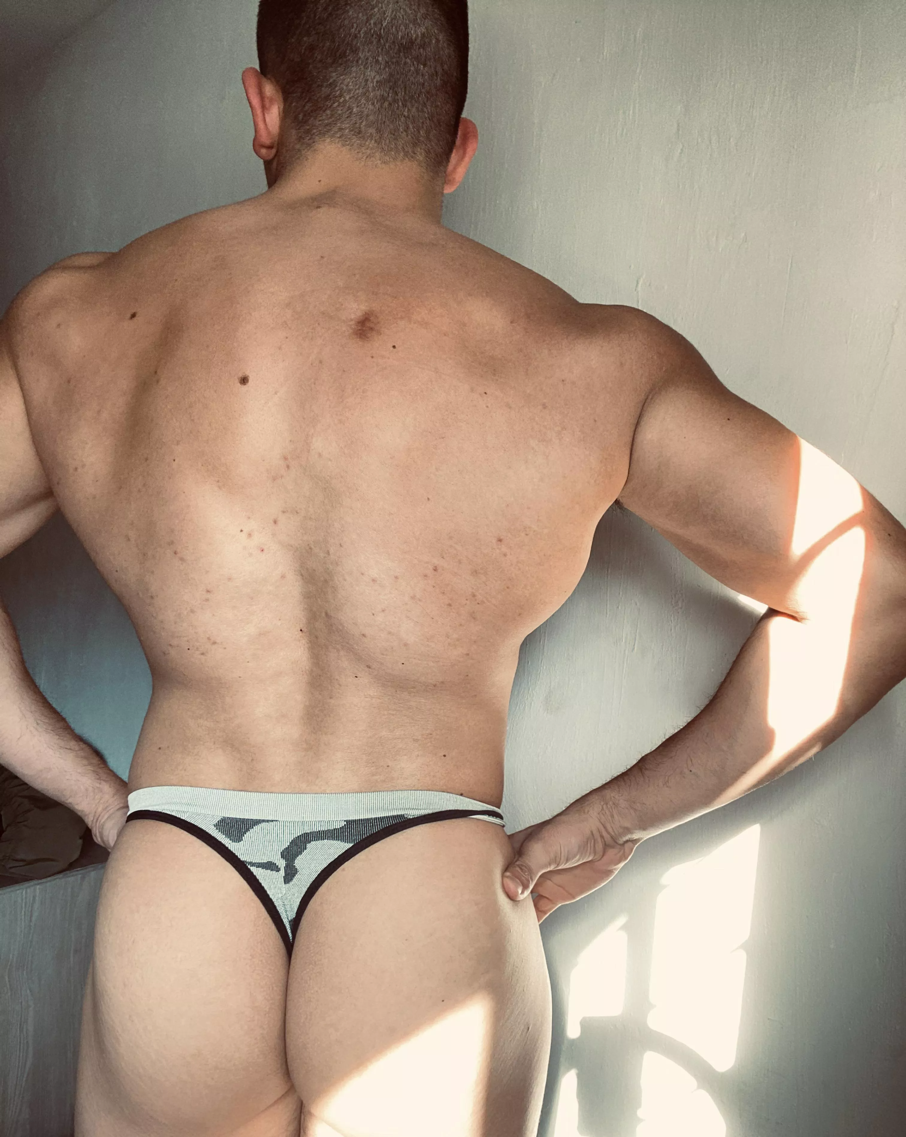 Let me introduce you my ass 🔥🍑 posted by Muscle_gay_bottom