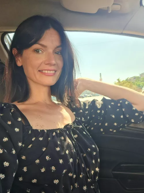 Milf🤩 by MartaPeonly