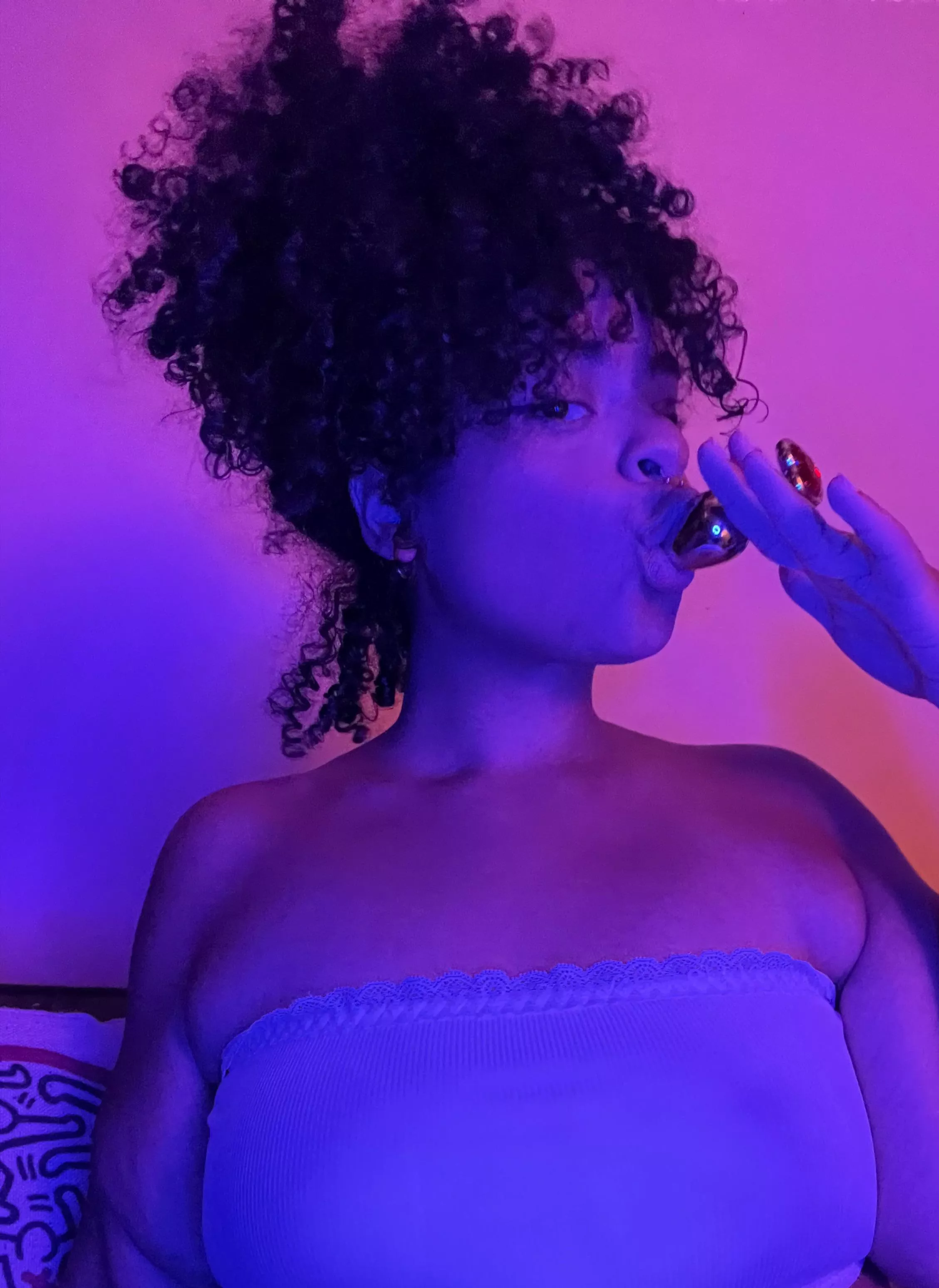 my curly hair is so cute 🫶🏽 posted by indicadreamx