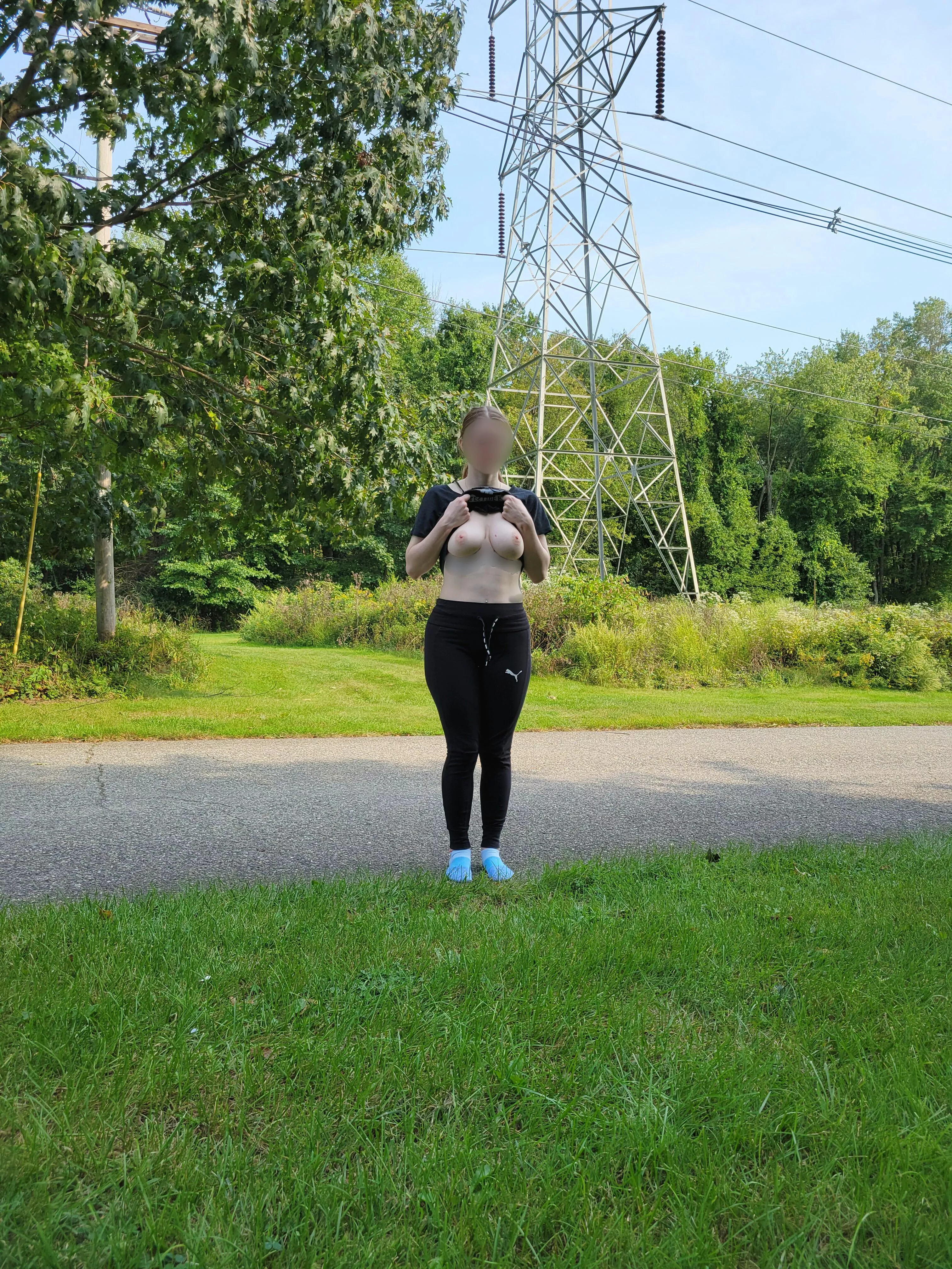 Sun kissed skin at the park posted by Durden_Specter