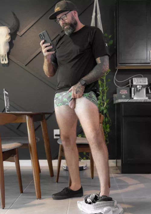 Freshly shaven Friday by jay_roo