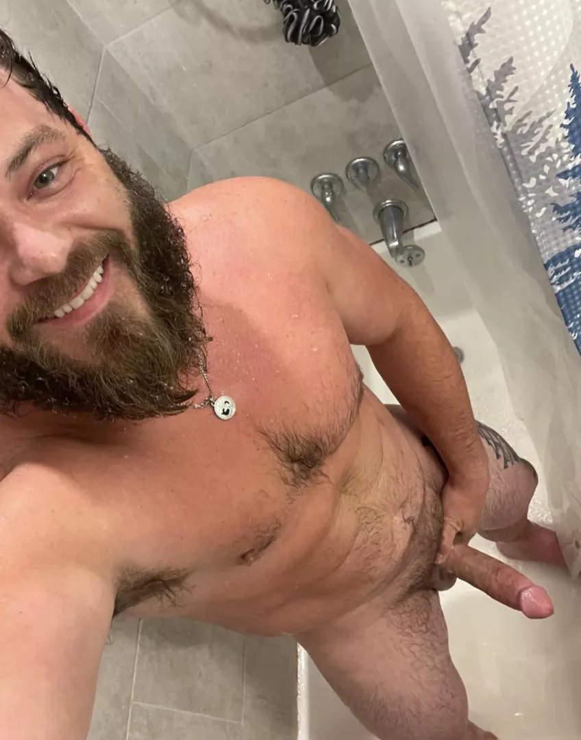 Friday drinks anyone? posted by GymDates111