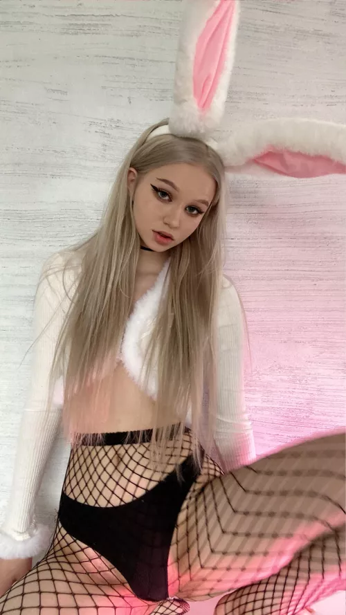 I need a dick now by pipsikk