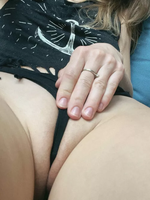 I should let you wedgie me by sofiegoldie