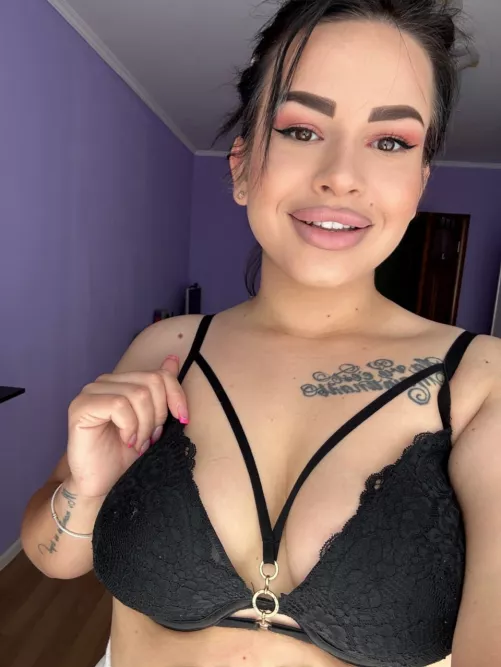 I think you want to see me naked by Paulina_Paulina