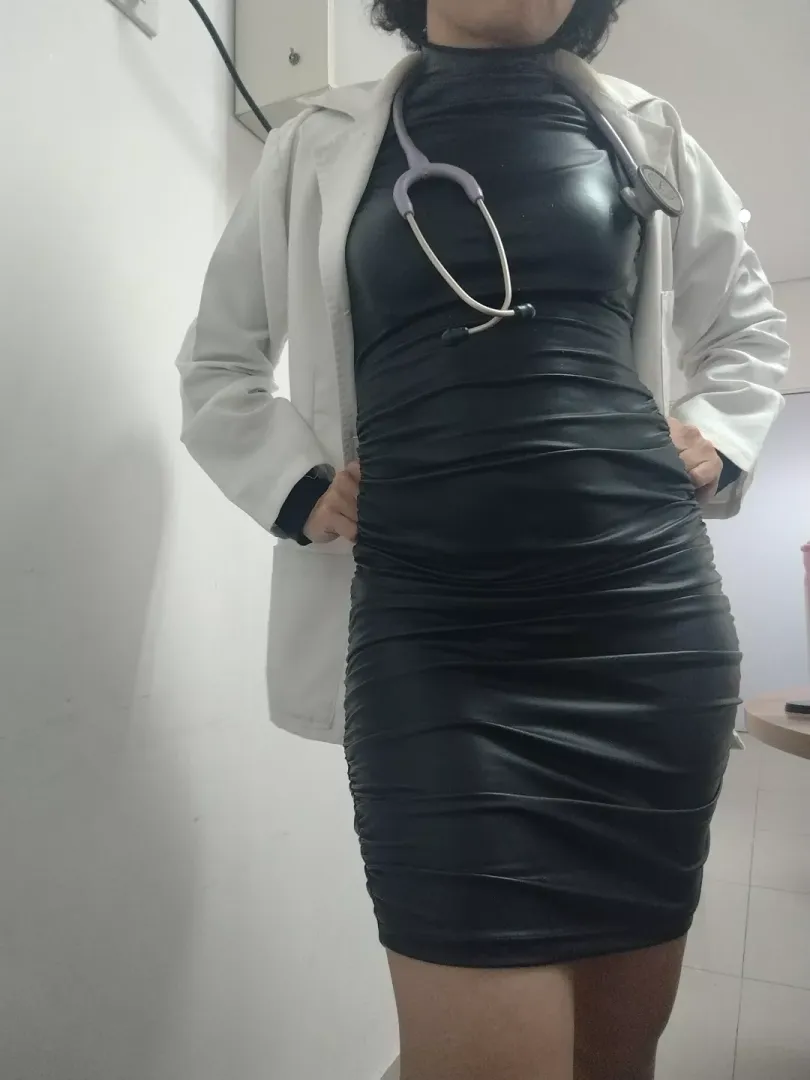 I'm a Doctor and Goddess posted by Marianiuxxx