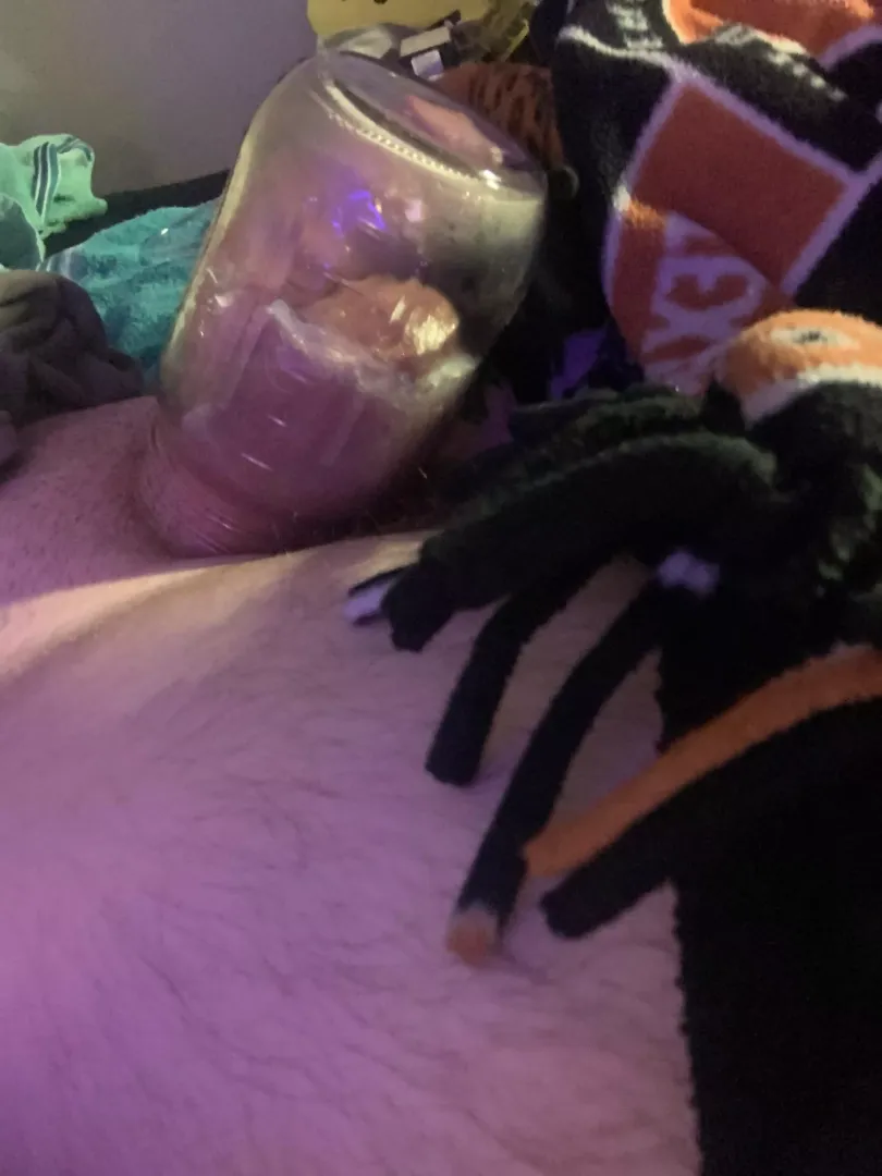 Jar pump before bed posted by XXXmikeoxbig