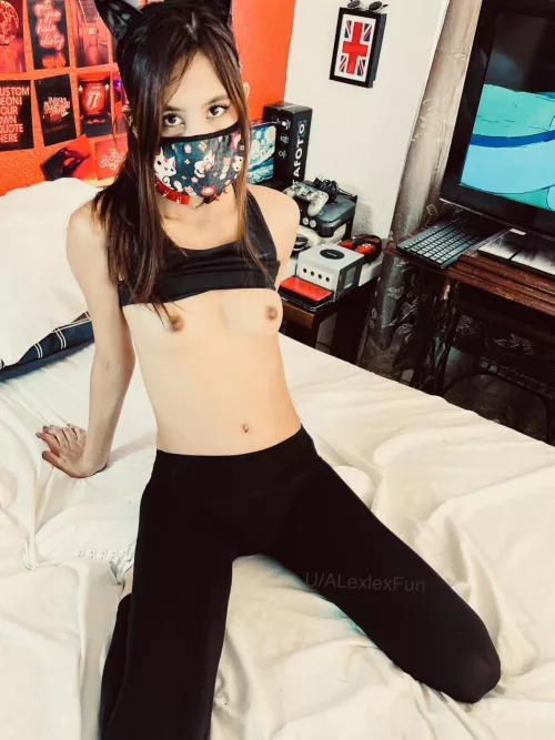 Looking for a gym buddy, to “train” me by ALexlexFun