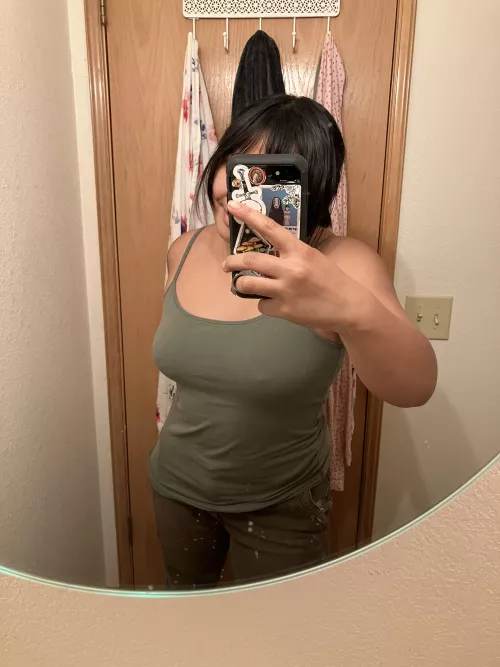 No bra wit my tank tops is the best^_^ by knowfacehaze