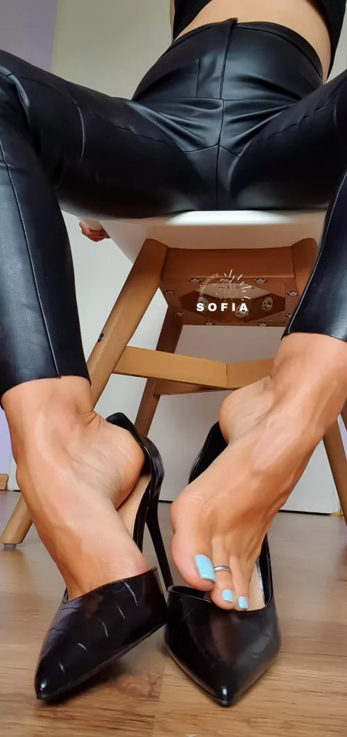 What a taste 🖤💫 by sofiastoes