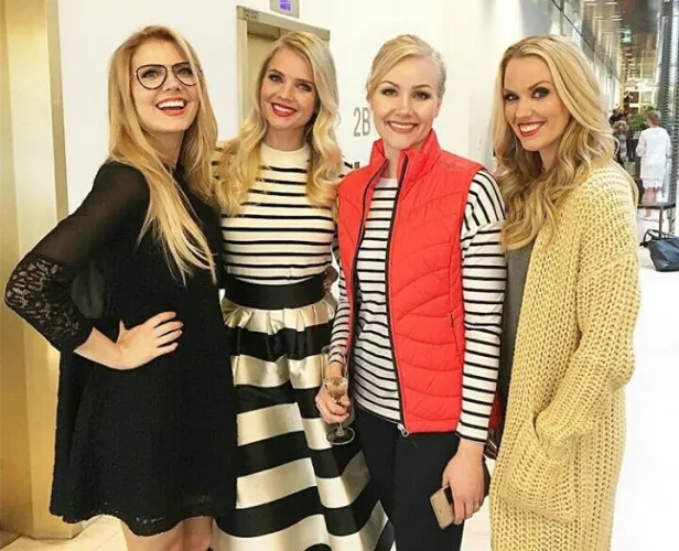 Which blondie MILF is for you? by Hyljekuningas