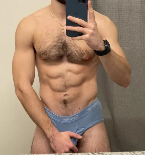 26. Looking for fit bros and dads by Street_Charity_4091