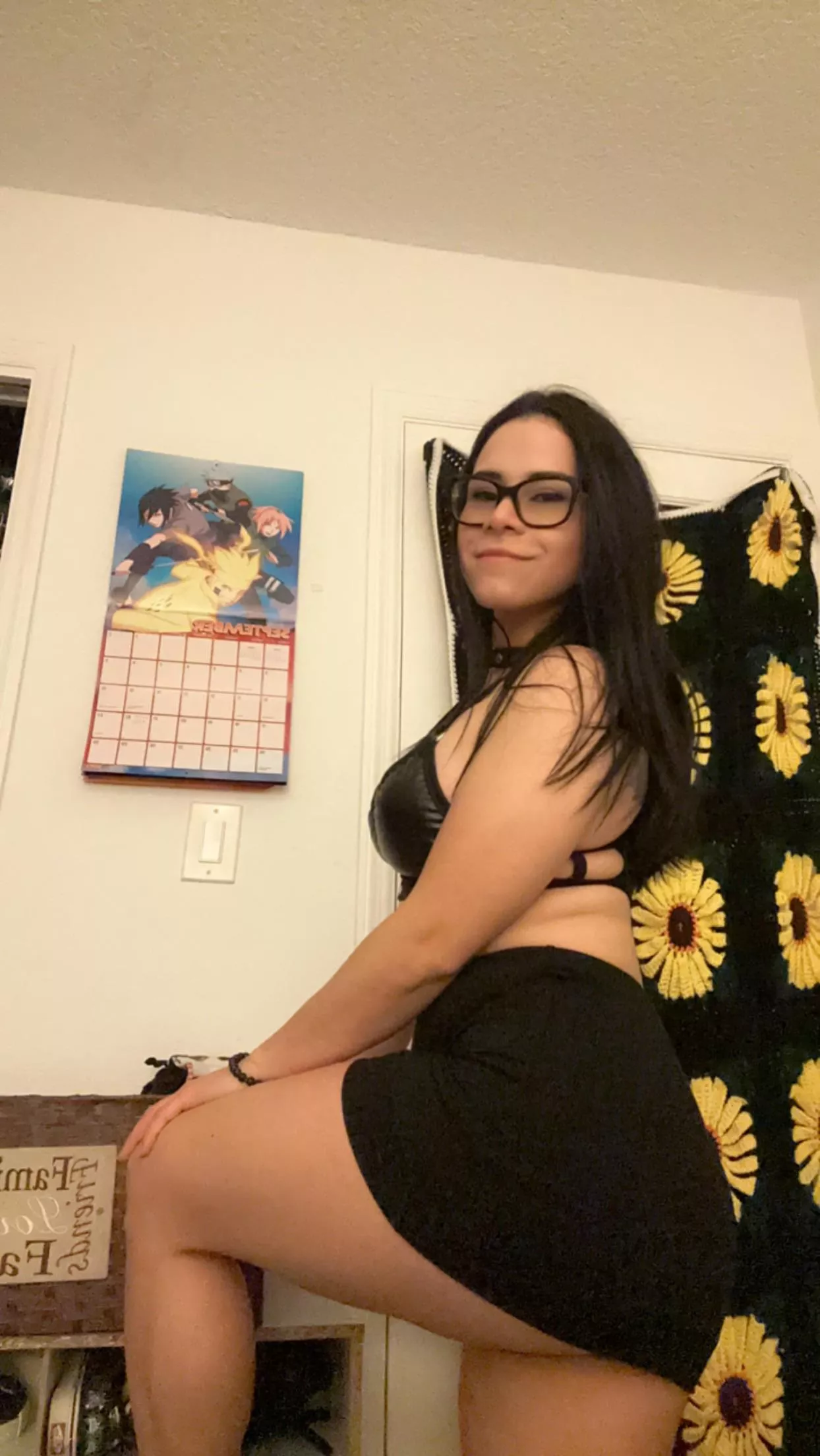 5ft Latin woman. posted by greenmountainstoned