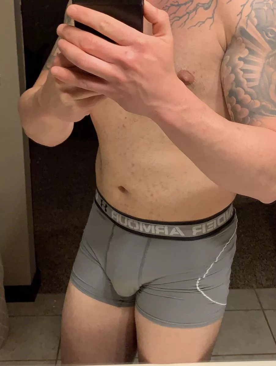 Getting ready to go out posted by asherxxxx