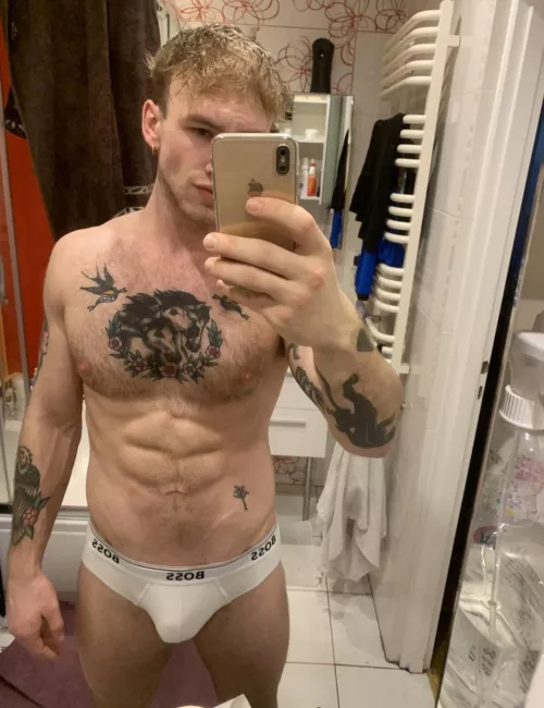 Kinda tight by AlphaJake23