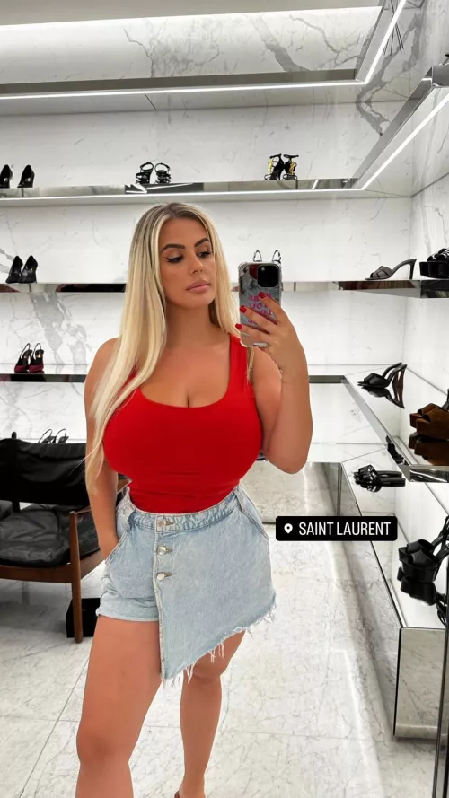 Red Bust by shawns777