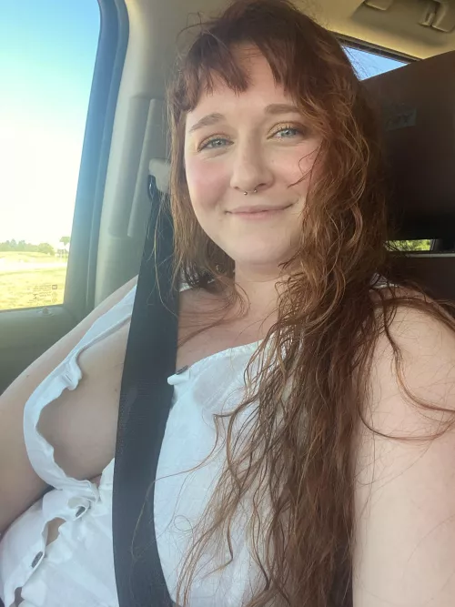 Saturday coffee run, you coming? by Cosmonaughtie_