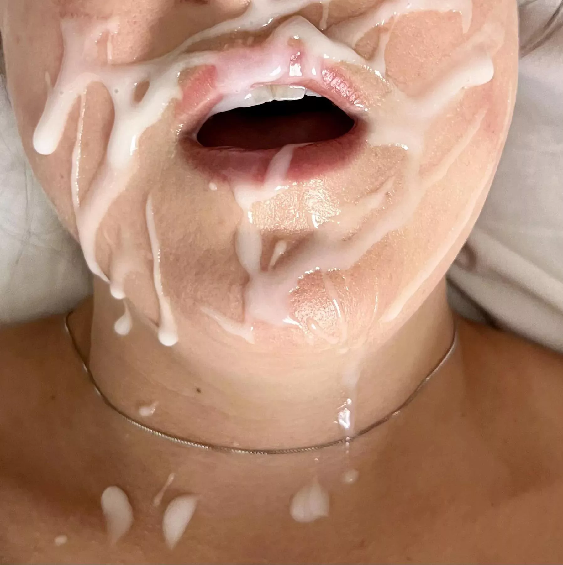 So much cum posted by gariesberries