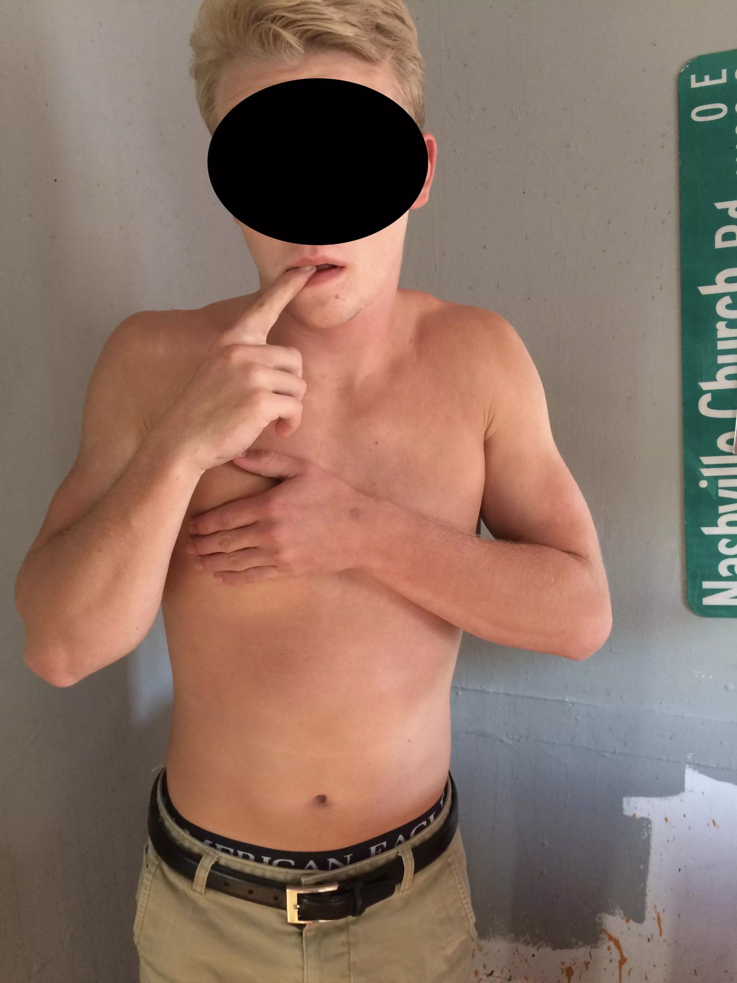 still too shy posted by nixxxes