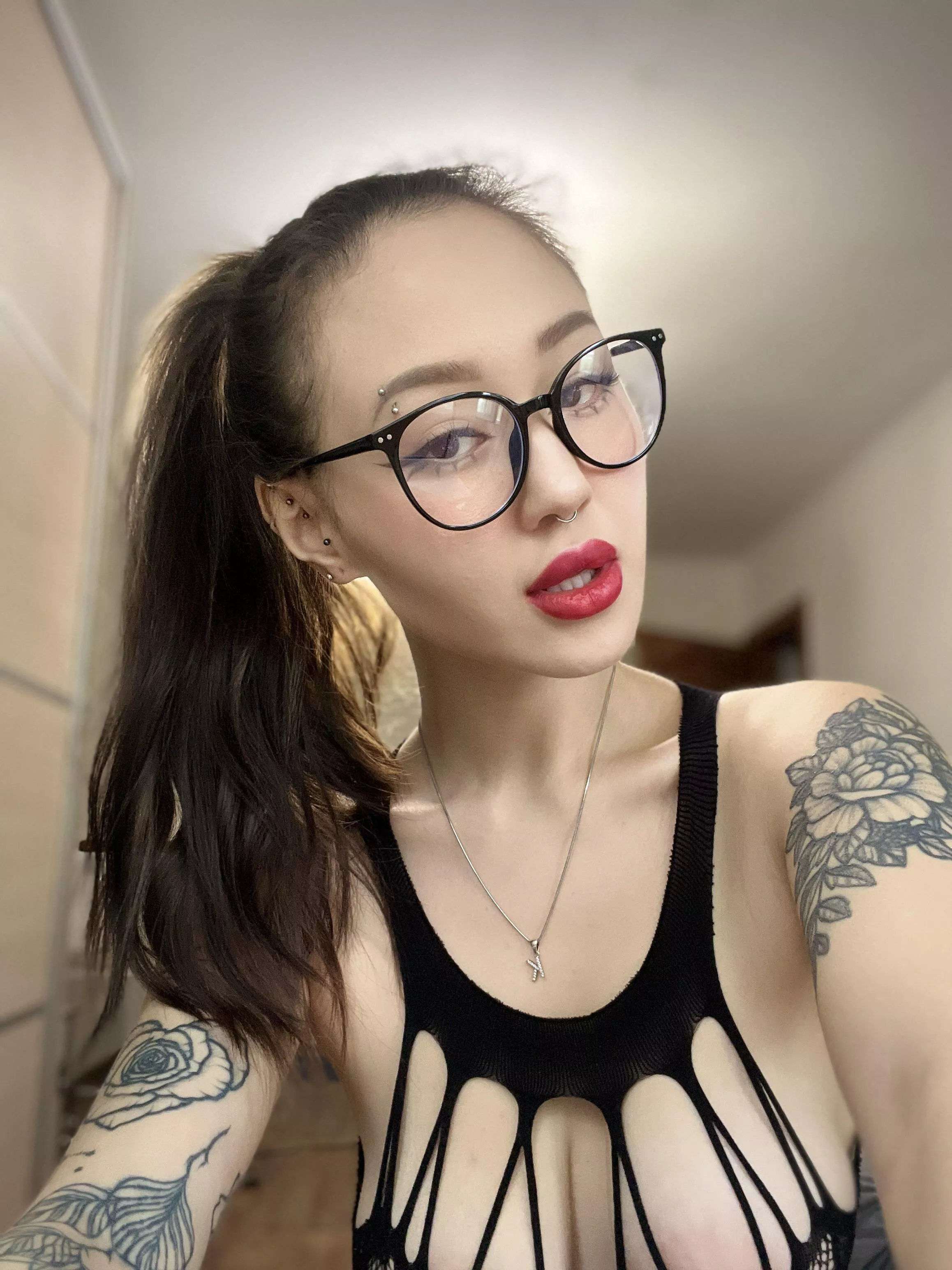 These glasses don't make me less sexy, quite the opposite posted by Balmymays