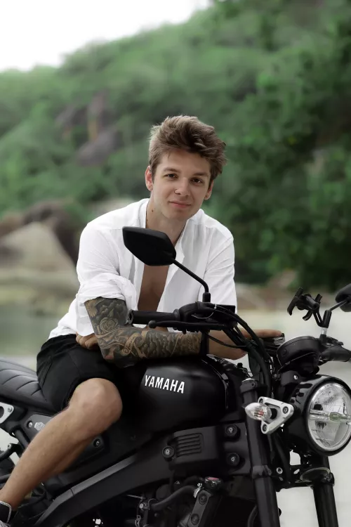 Would you take a ride with me? by NinoDragomir