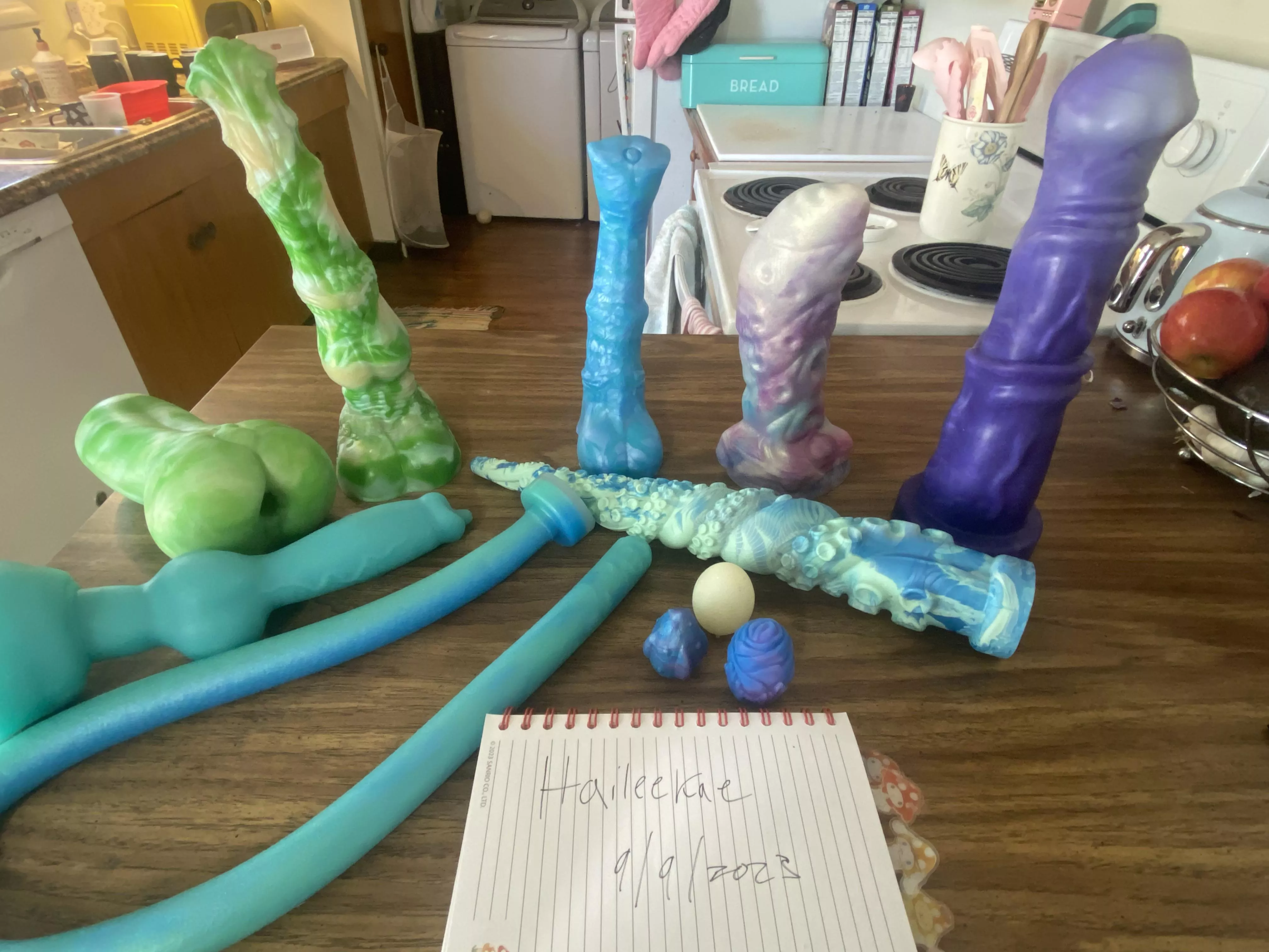 WTS USA ONLY: Bad Dragons and others posted by Haileekae