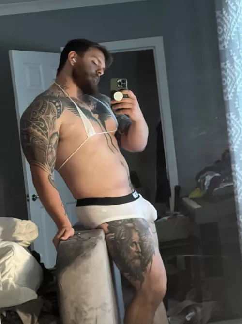 Can you see the wee outline of mine from the side? by conzo0311