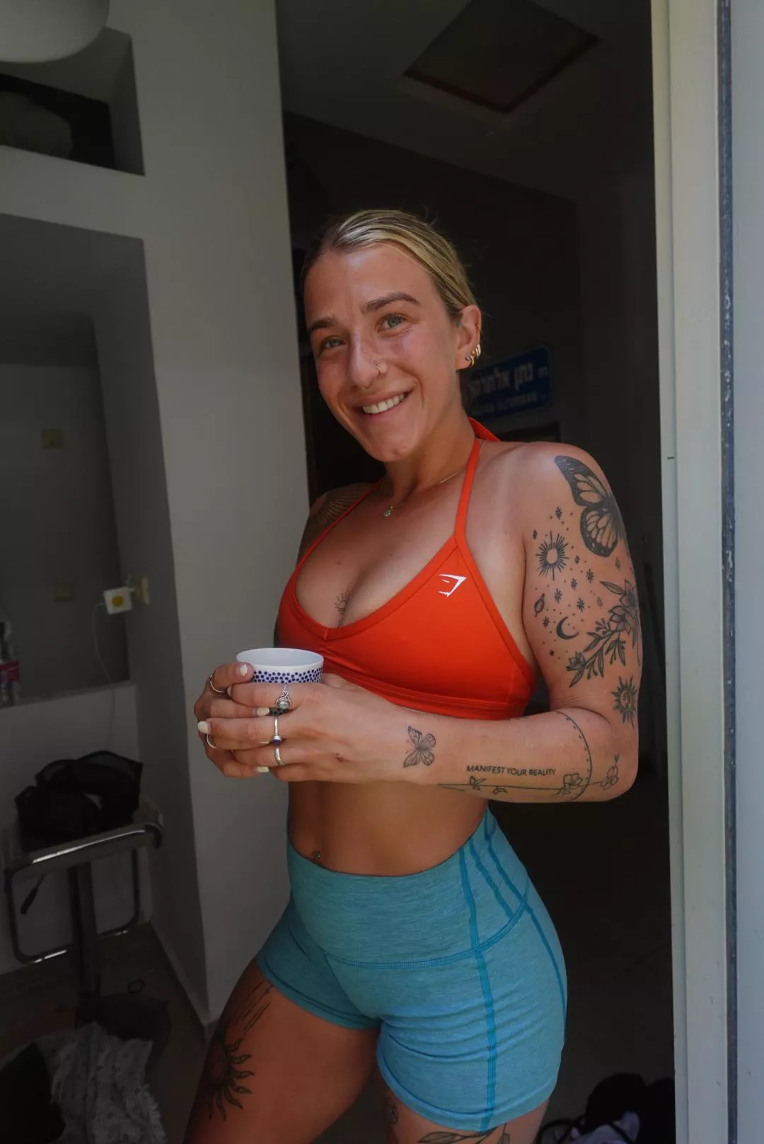 coffee and a workout (f) wanna join posted by aquathemermaid