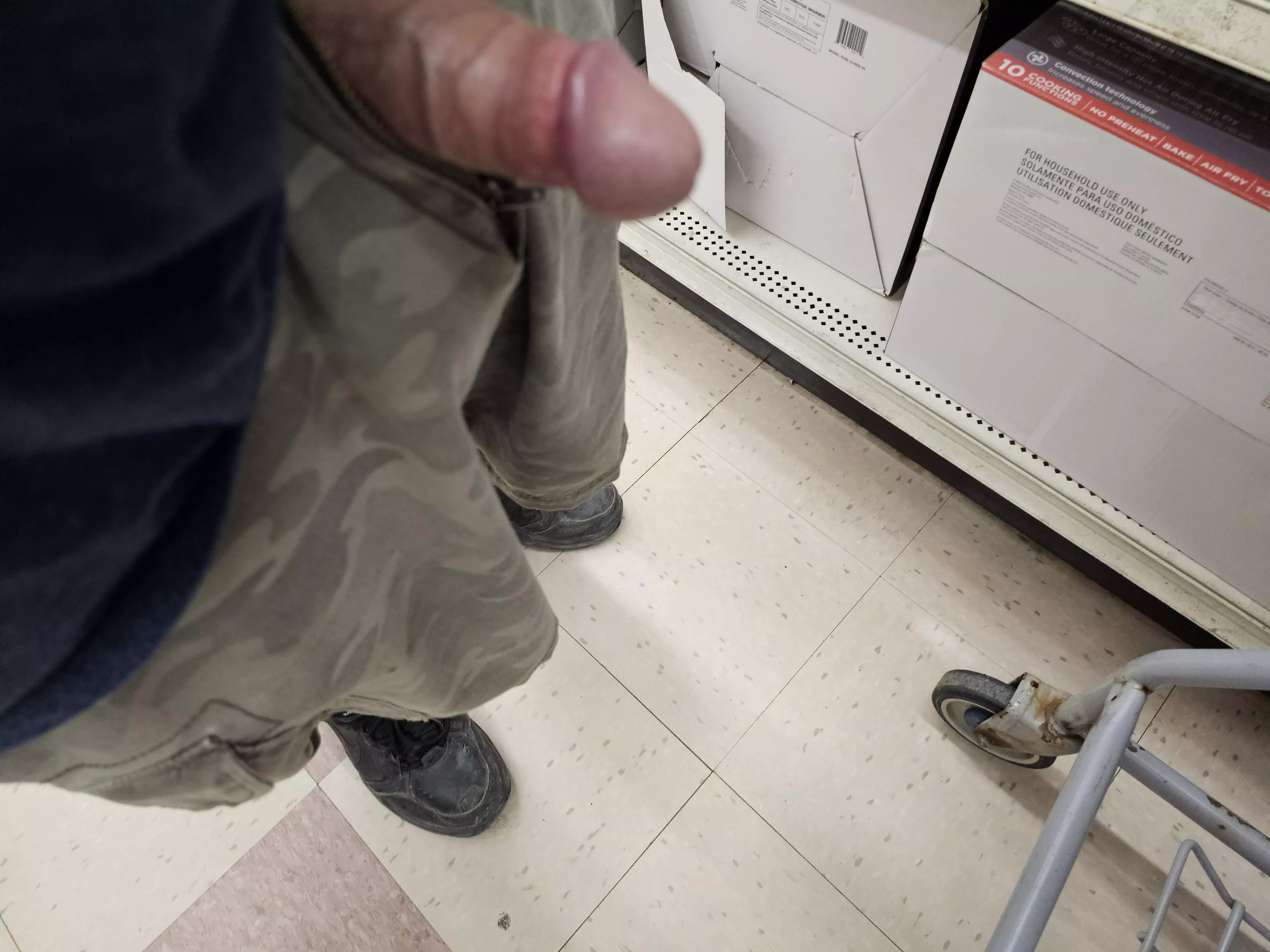 doing some shopping posted by shadyj88