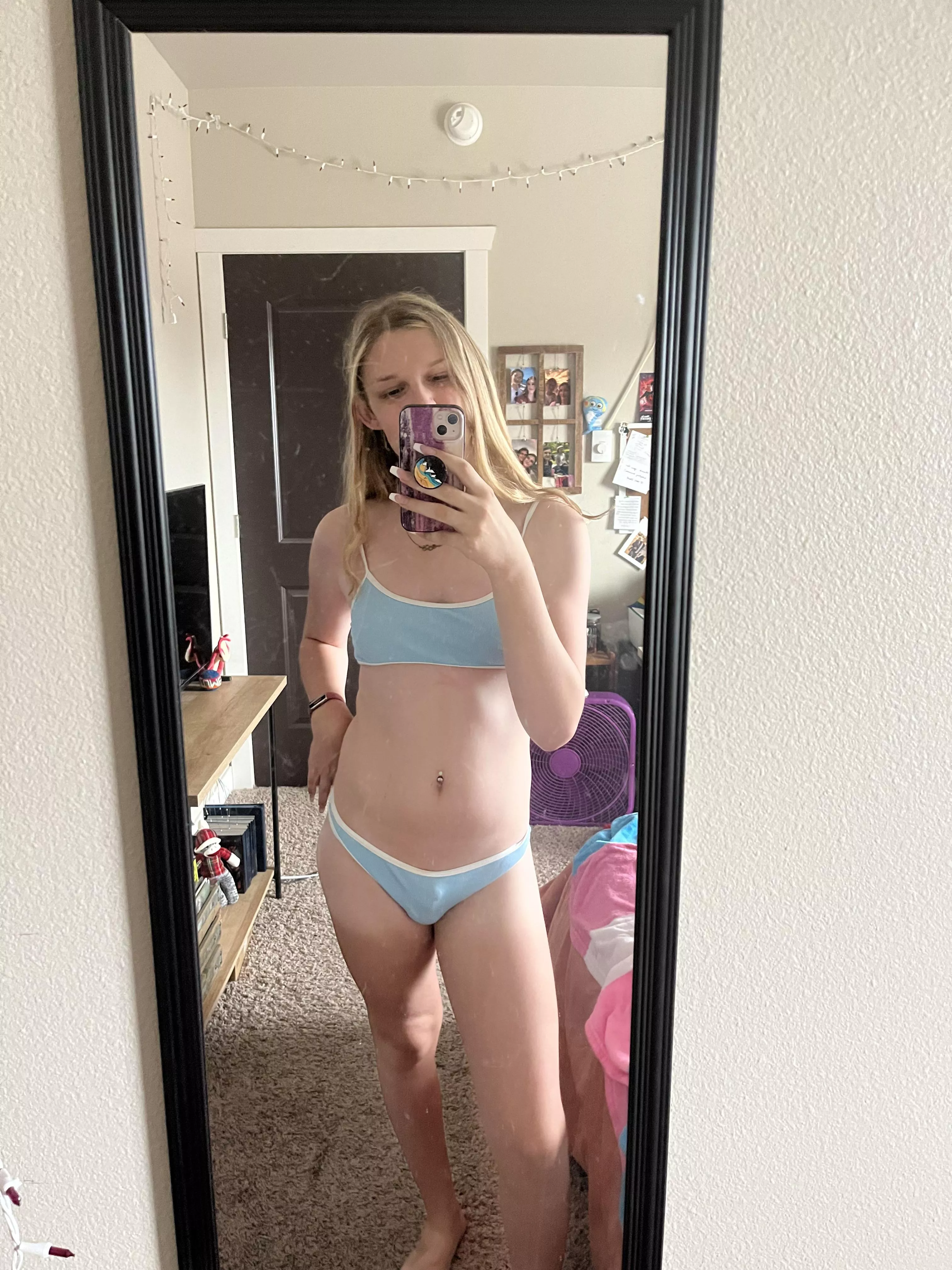 I hope my bulge isn’t too small 🥺 posted by LucyAurelia