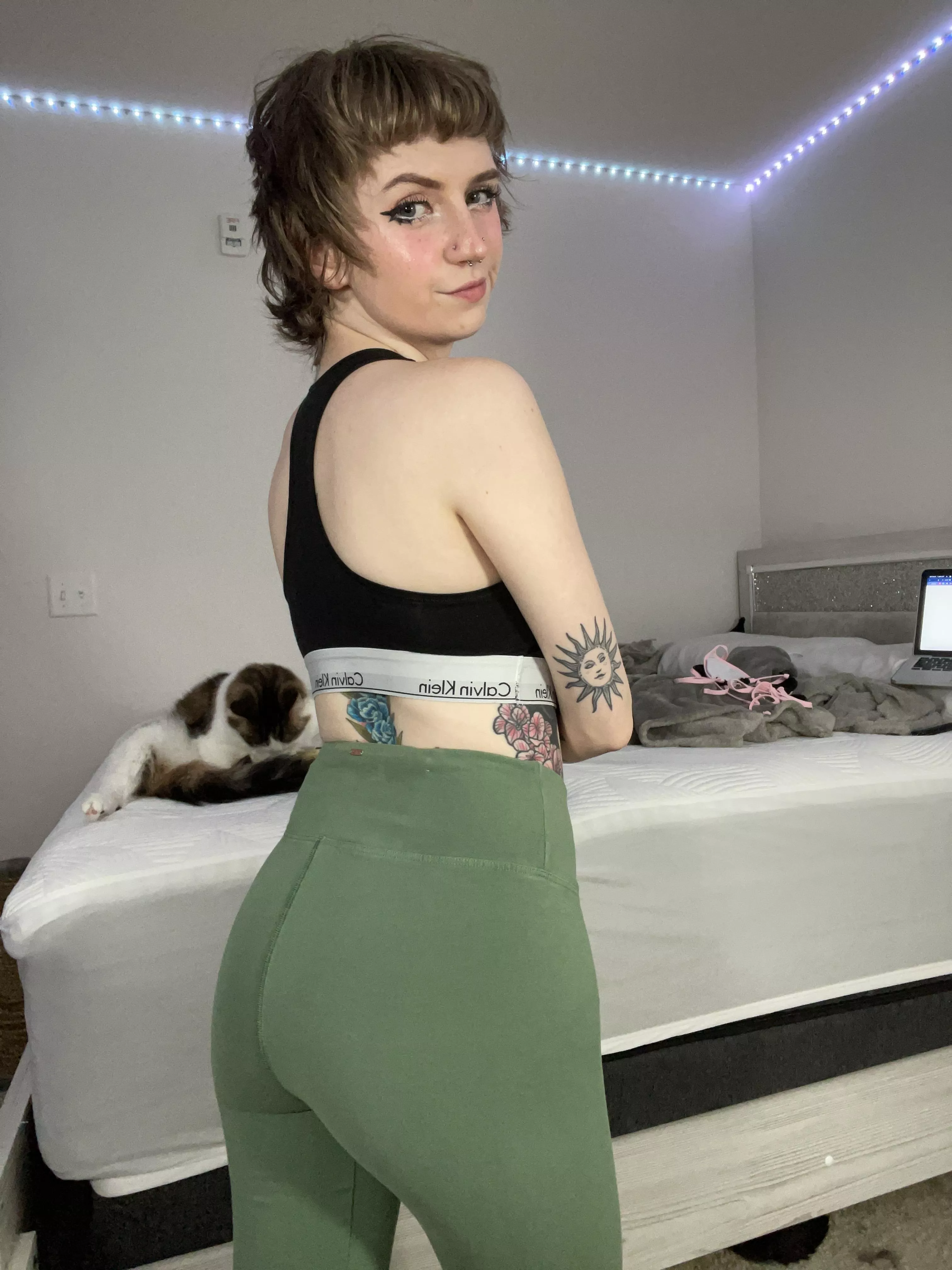 i hope you like this view posted by peachikinzz