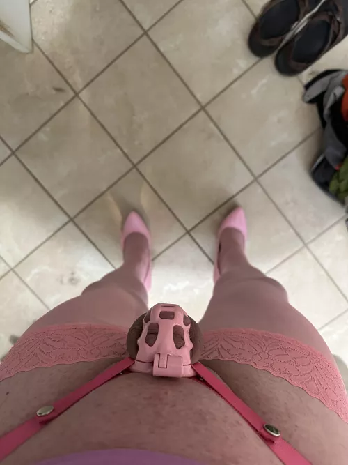 I was feeling all pink this morning ☺️ by sissycassie710