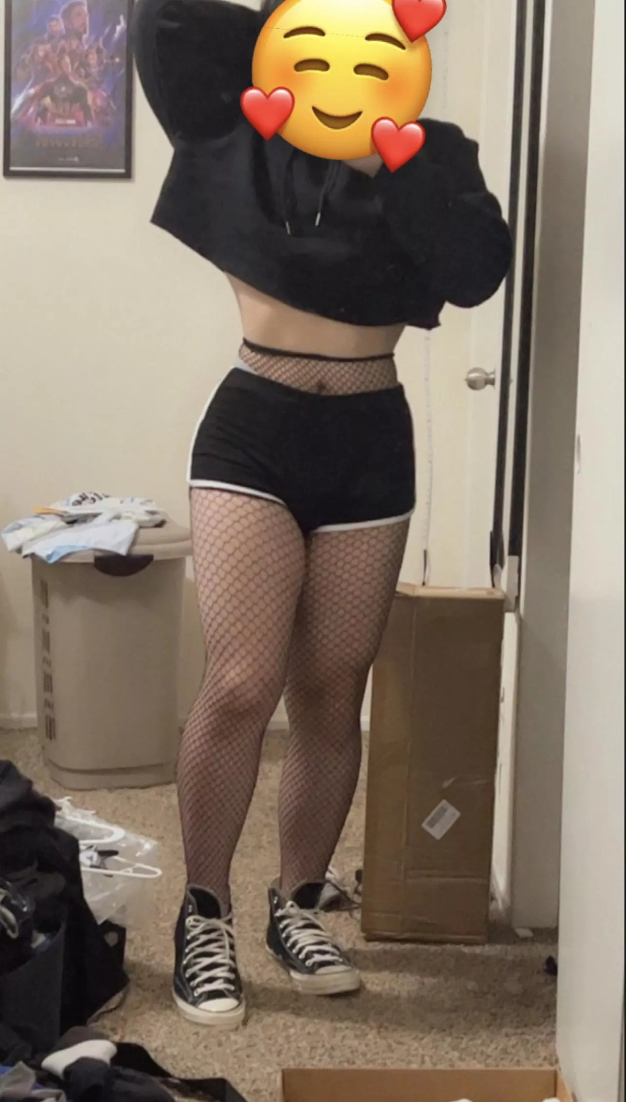 Like the fishnets? posted by Lxzers4