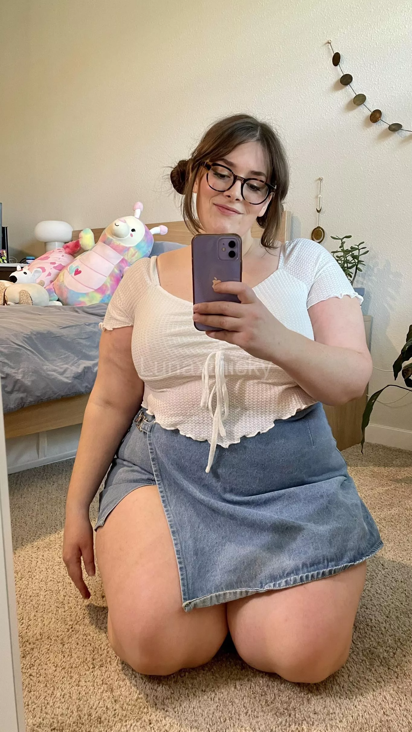 Look at my cute yummy 😋 posted by lunaxthicky