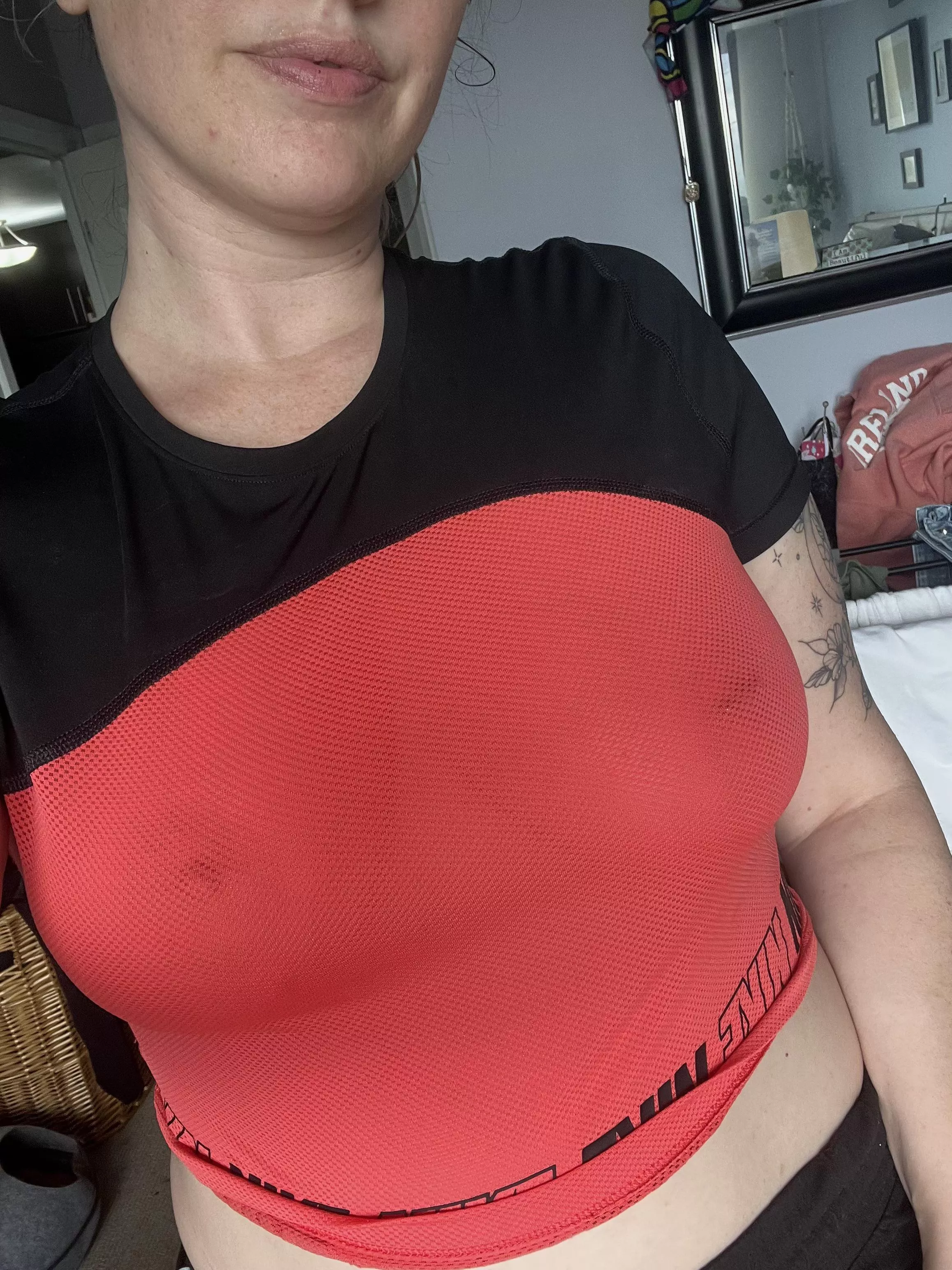 Love how it feels and all the looks I get on my walks [F40] posted by Teelee222