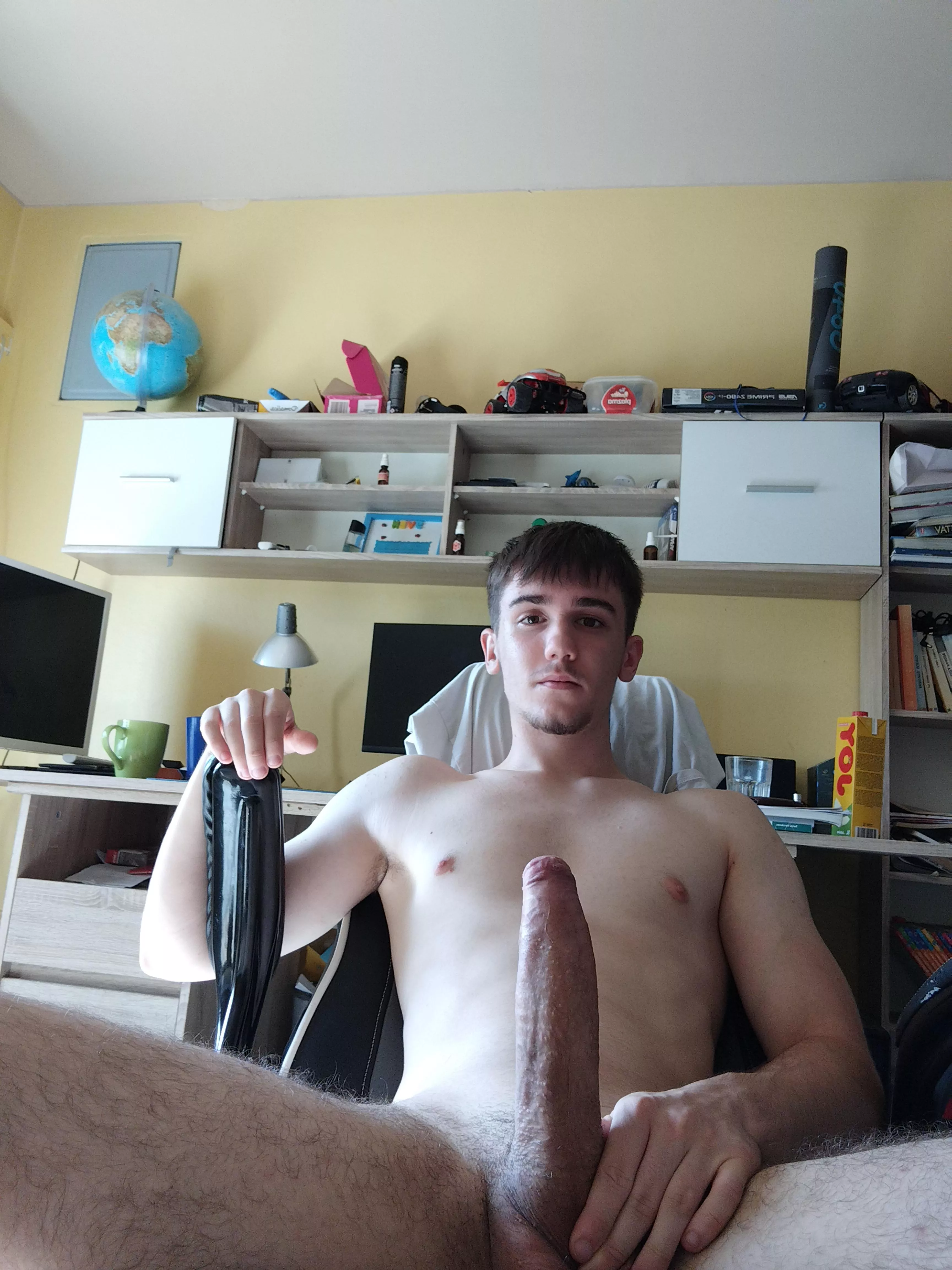 Need my dick sucked posted by Dude-guy456