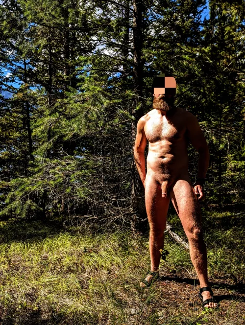 No one around to see you drop to your knees... by lensofgray