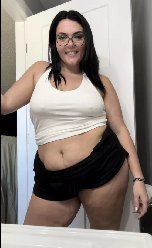 One thing Monday and I have in common is that we both suck by Raven_Graves11