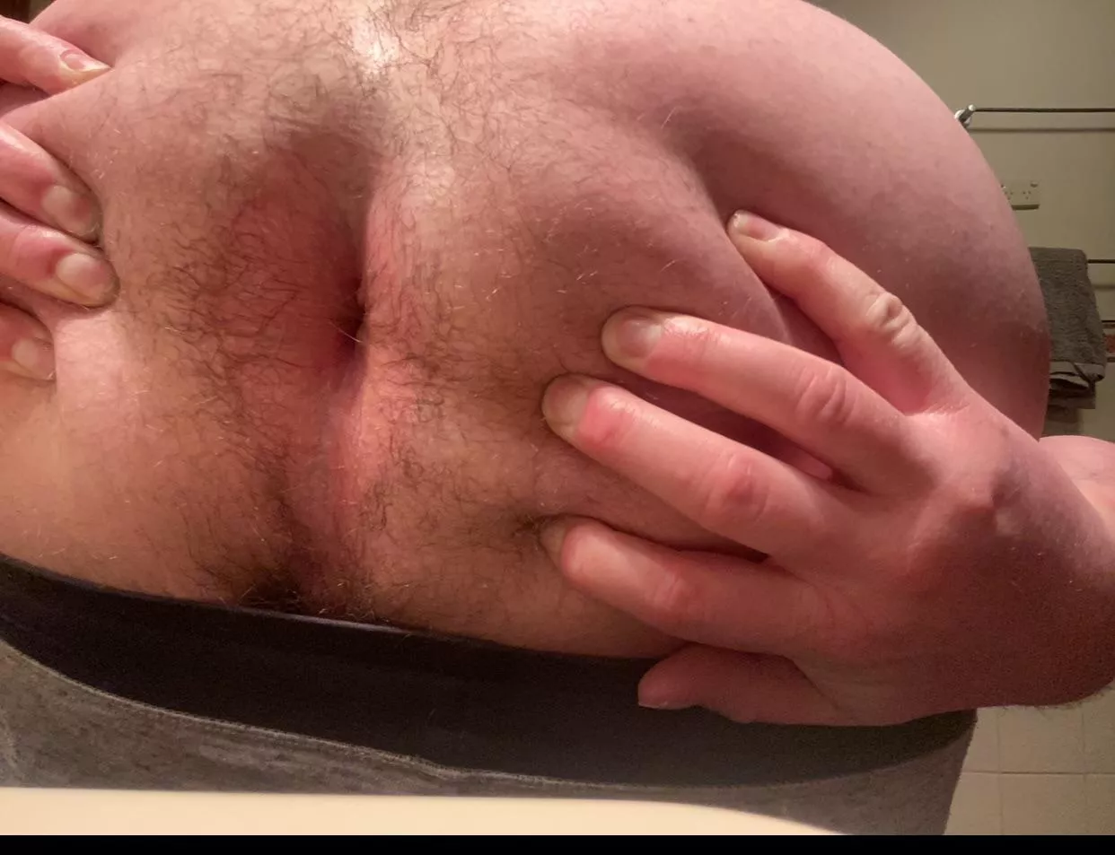Pound me with ur big veiny cock big boy posted by Glum_Rip_9555