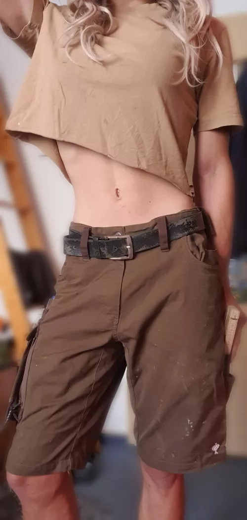 Time to get back to work. by ann1ka_13