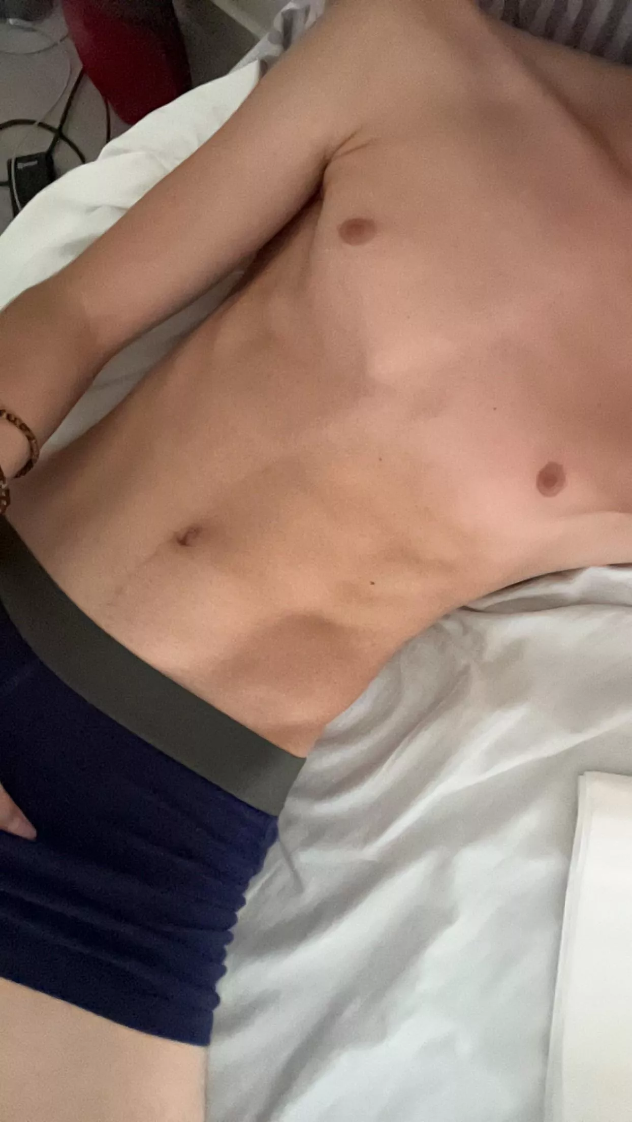 18 bottom need hung tops hmu rod_hi23 posted by Fun_Fly_3493