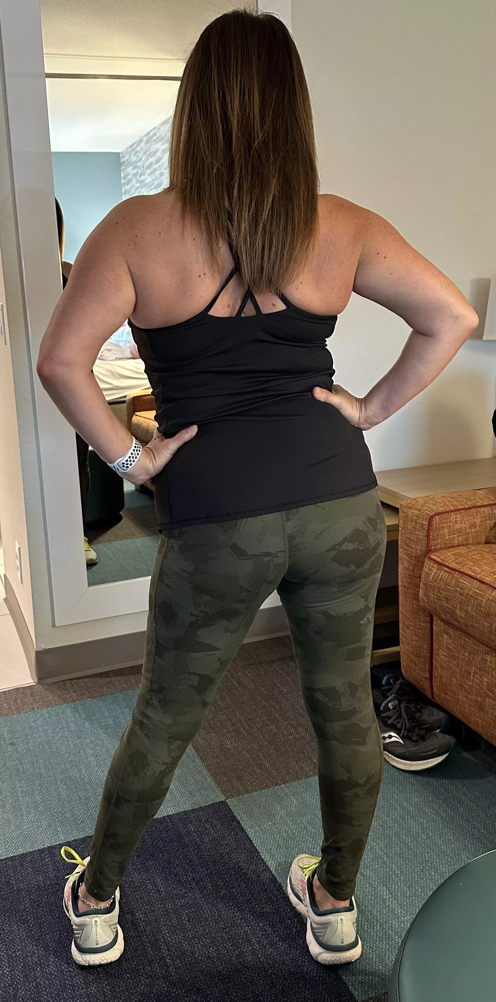 44yo Milf ready to play! posted by sophienextdoor